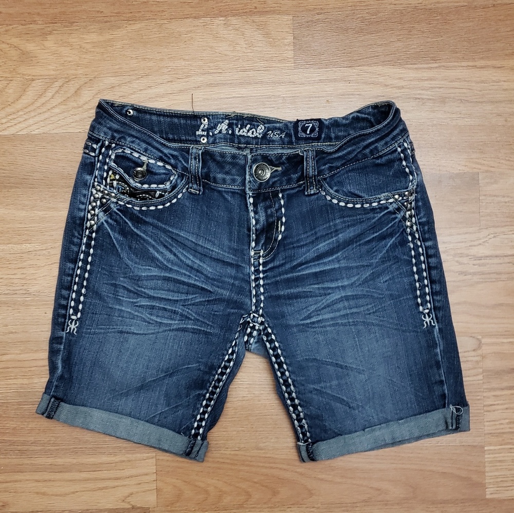 LA idol bermuda shorts